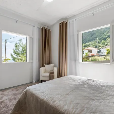 Super Zen Apartament Ponta Delgada (Madeira)