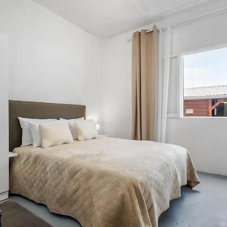 Super Zen Ponta Delgada (Madeira)