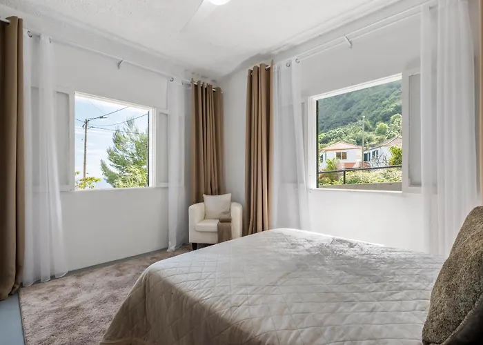 Super Zen 公寓 蓬塔德尔加达